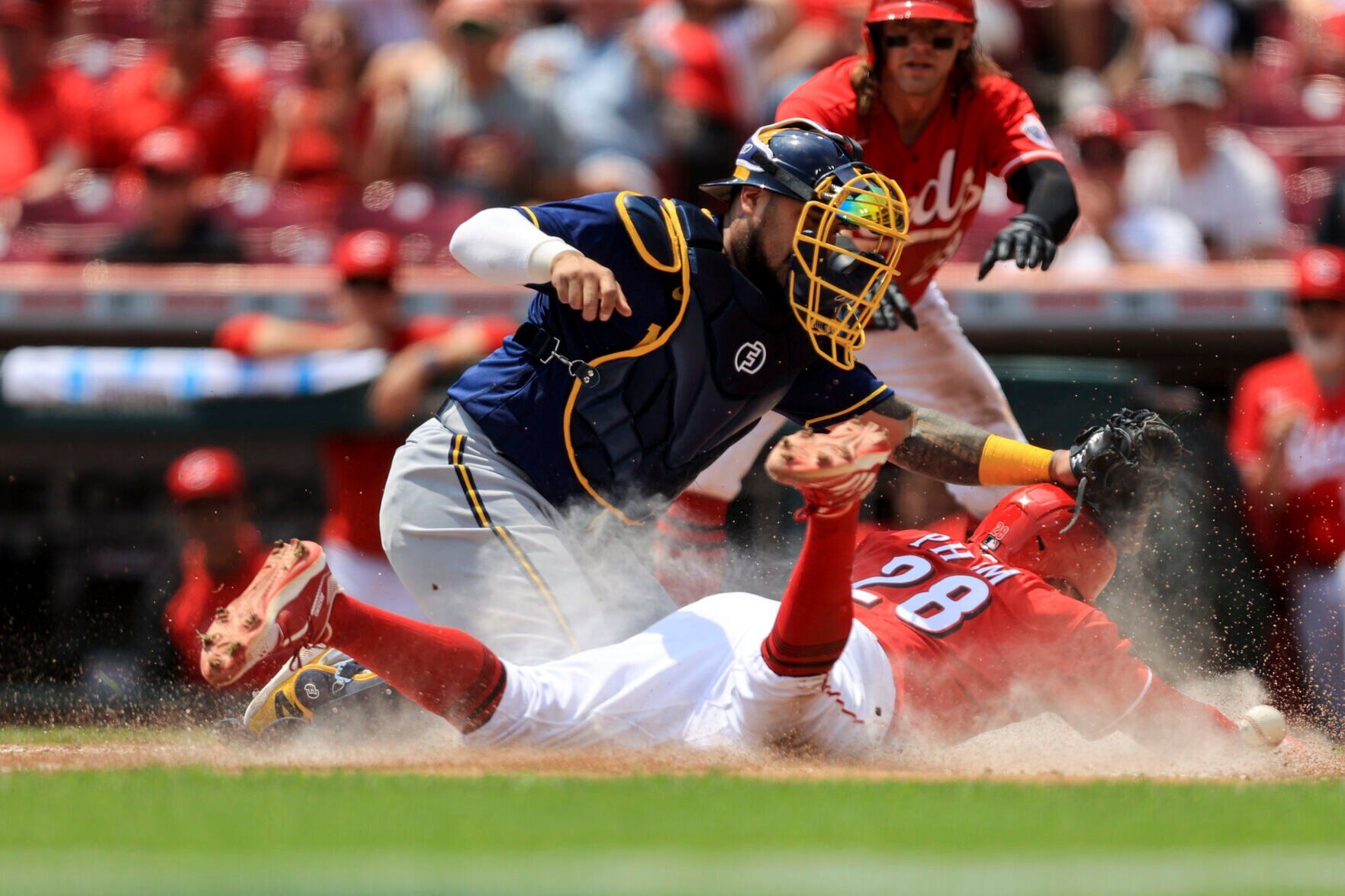 APTOPIX Brewers Reds Baseball